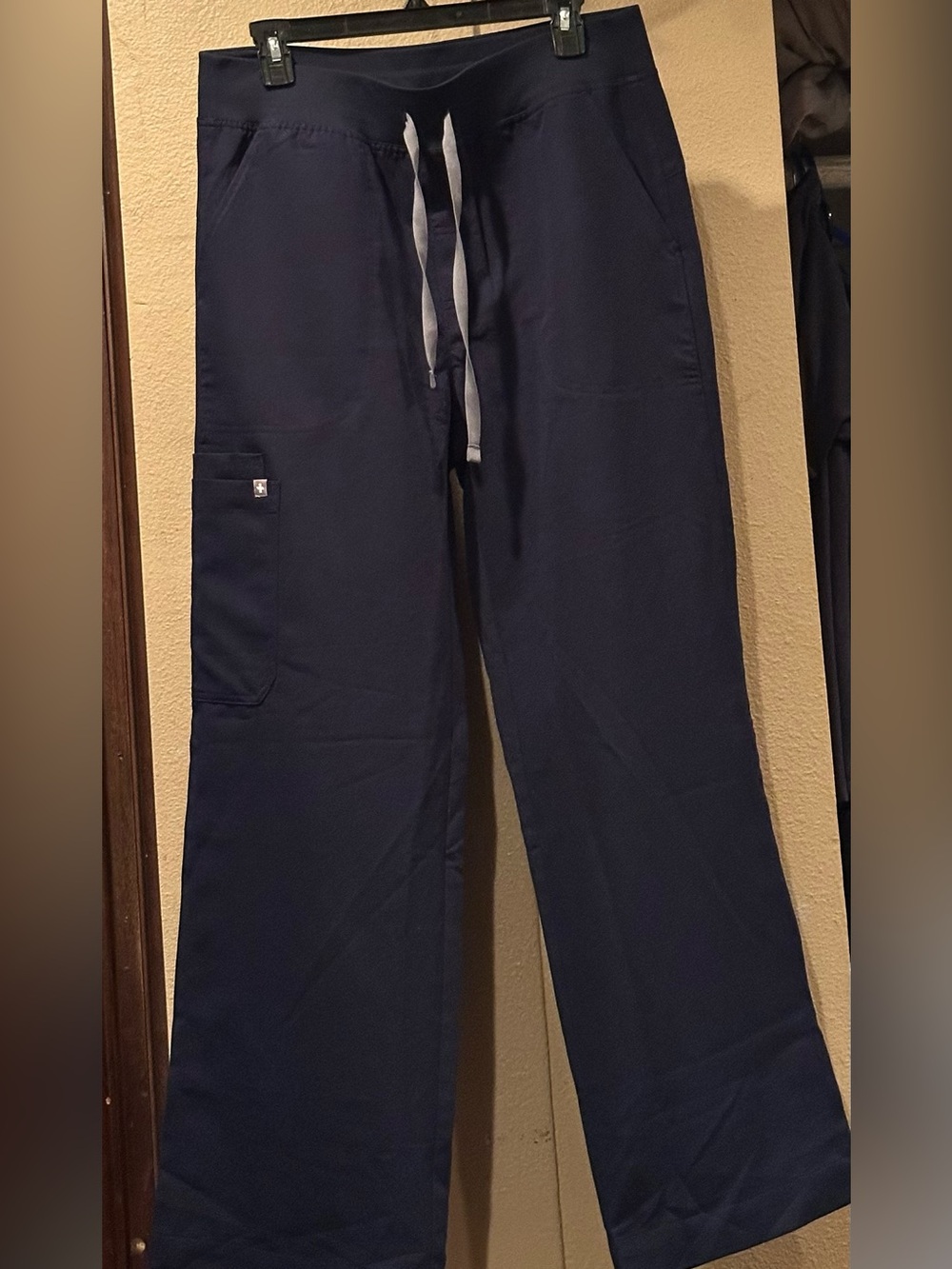 Figs Isabel wide leg scrub pant NWT Med Reg